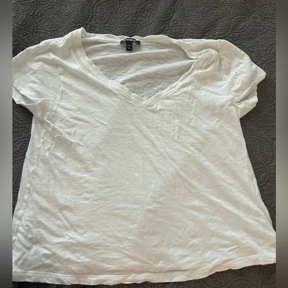 Express Tshirt bundle of 5 - Picture 2 of 11